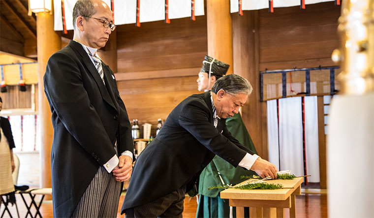 玉串拝礼(たまぐしはいれい)